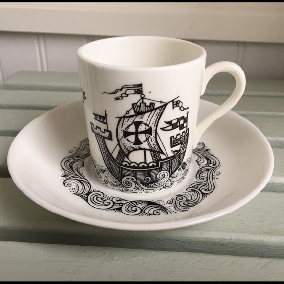 Rare Vintage Royal Grafton Schooner Demitasse Set
